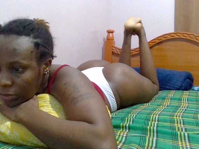 cutelizah's BongaCams show and profile