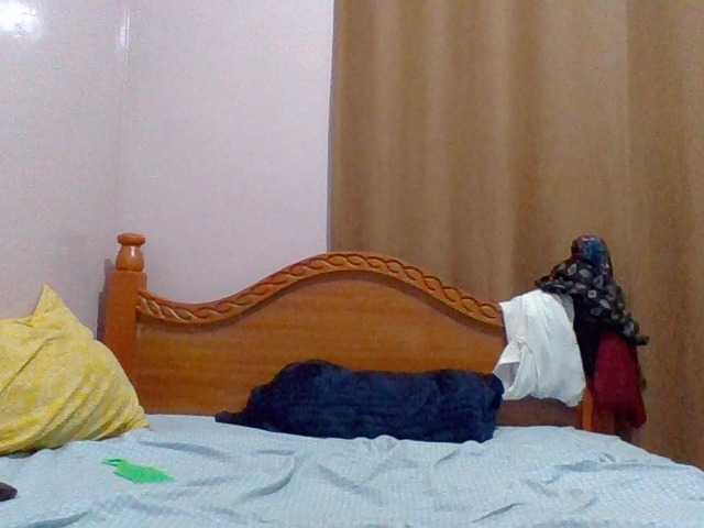 cutelizah's BongaCams show and profile