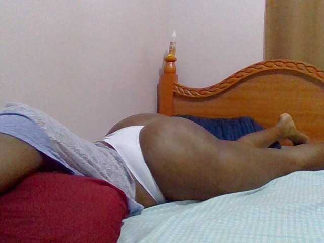 cutelizah's BongaCams show and profile