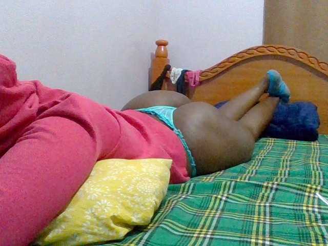 cutelizah's BongaCams show and profile