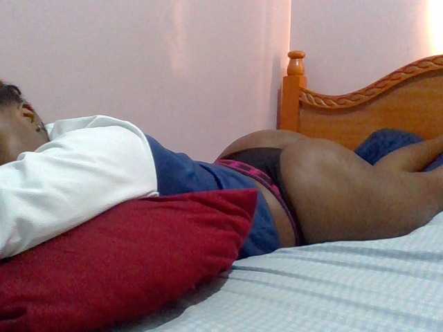 cutelizah's BongaCams show and profile