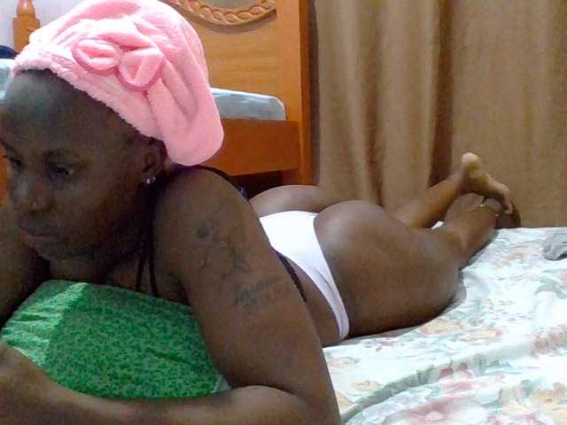 cutelizah's BongaCams show and profile