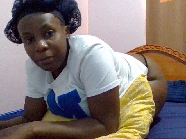 cutelizah's BongaCams show and profile