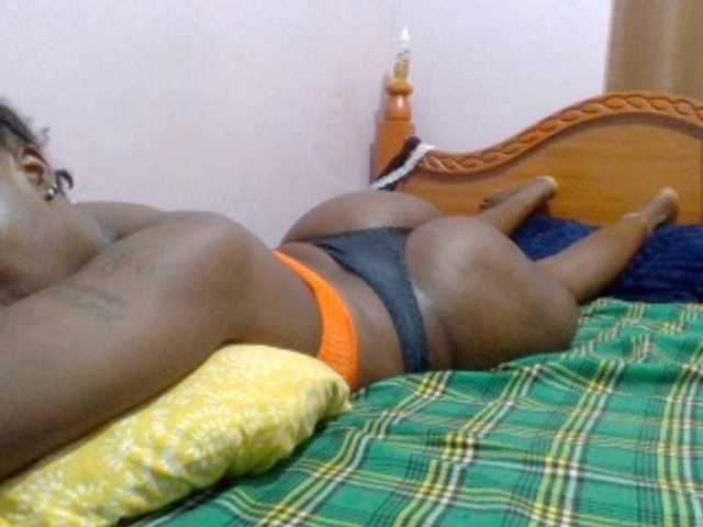 cutelizah's BongaCams show and profile