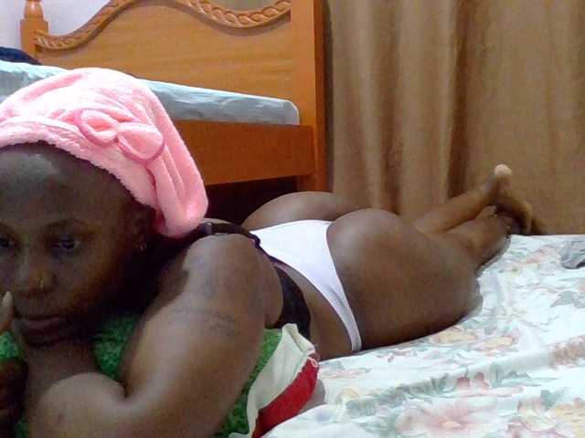 cutelizah's BongaCams show and profile