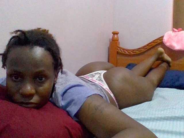 cutelizah's BongaCams show and profile