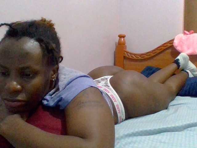 cutelizah's BongaCams show and profile