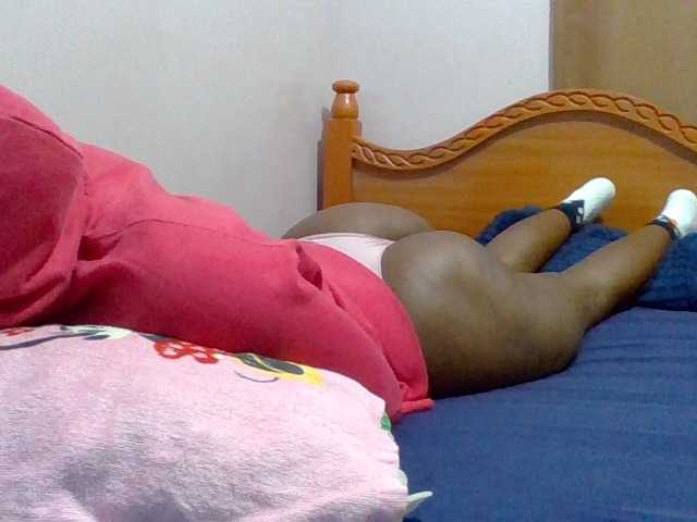 cutelizah's BongaCams show and profile