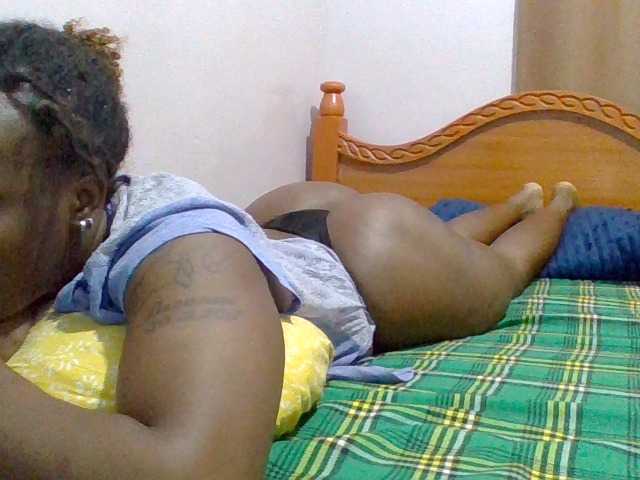 cutelizah's BongaCams show and profile