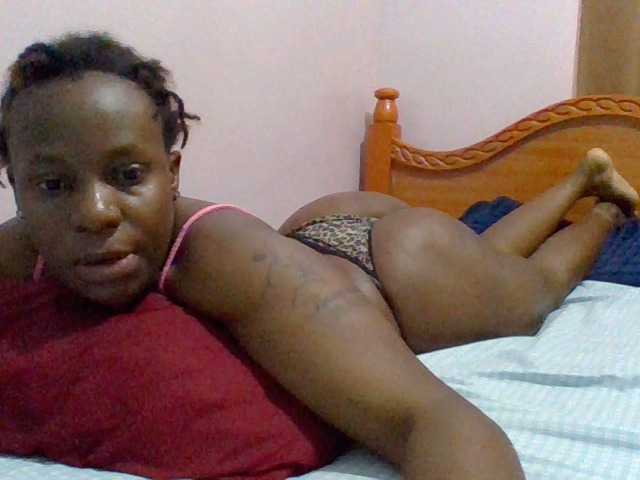 cutelizah's BongaCams show and profile