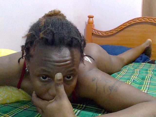 cutelizah's BongaCams show and profile