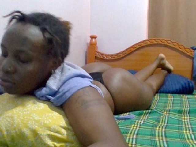 cutelizah's BongaCams show and profile