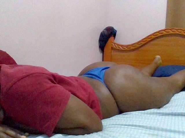 cutelizah's BongaCams show and profile