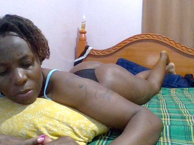 cutelizah's BongaCams show and profile