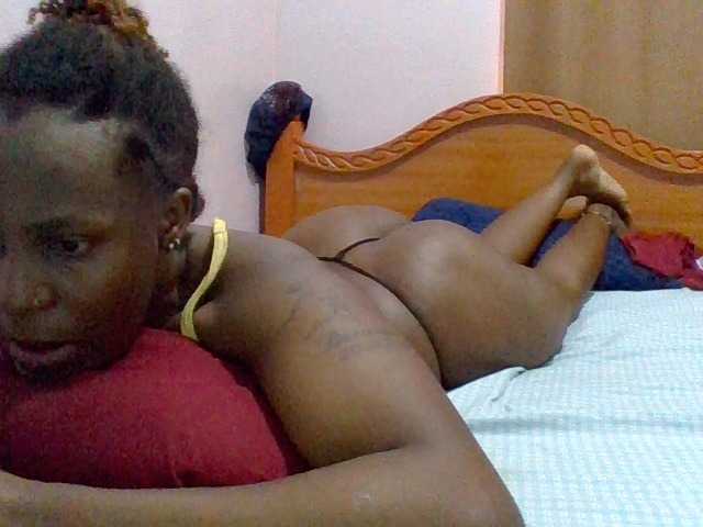 cutelizah's BongaCams show and profile