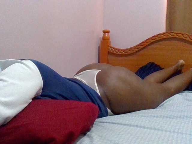 cutelizah's BongaCams show and profile