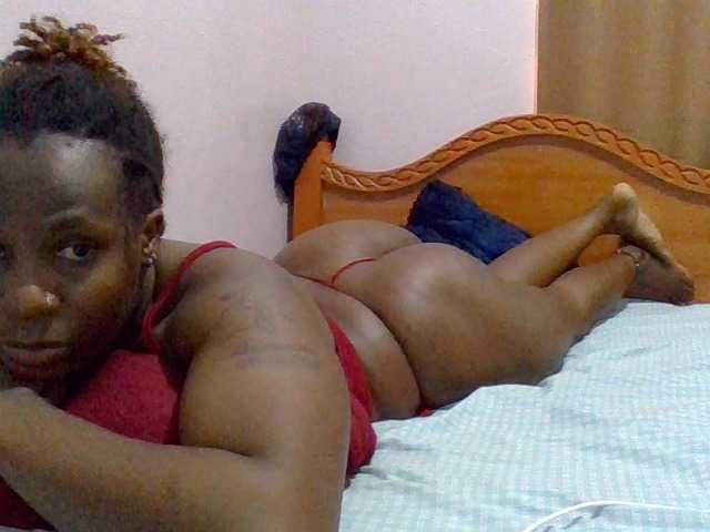 cutelizah's BongaCams show and profile