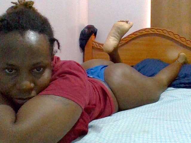 cutelizah's BongaCams show and profile