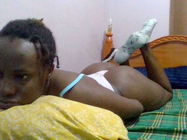 cutelizah's BongaCams show and profile