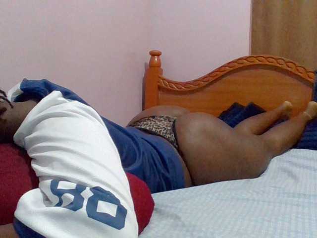 cutelizah's BongaCams show and profile