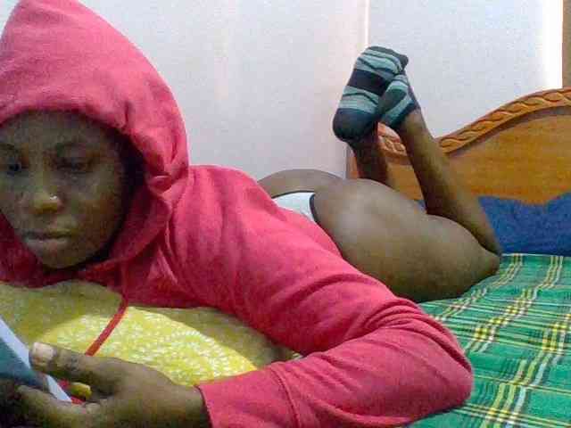 cutelizah Live Webcam on BongaCams