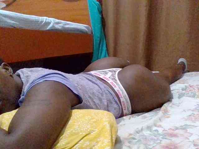 cutelizah Live Webcam on BongaCams