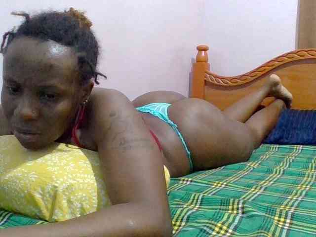 cutelizah Live Webcam on BongaCams