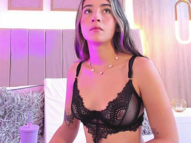 AstraBelova's BongaCams show and profile