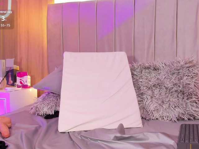 AstraBelova's BongaCams show and profile