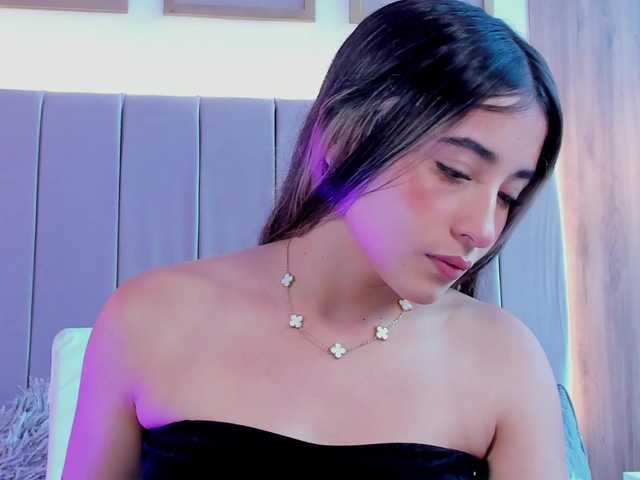 AstraBelova's BongaCams show and profile