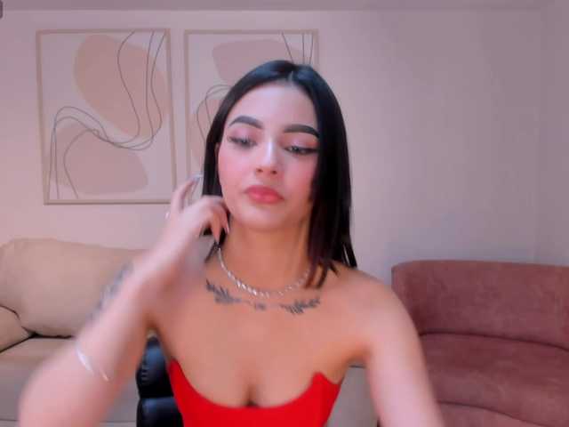 CarolineEvans preview