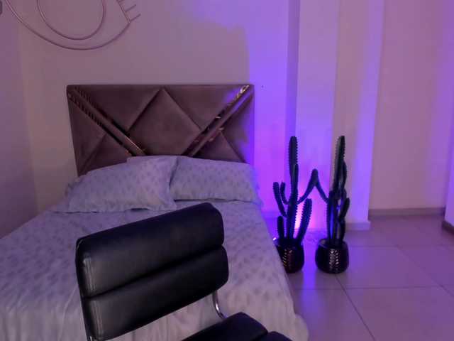 CarolineEvans — You tongue in my pussy, I can't stop thinking about it  IG: caroline_evans28   Goal: blawjob   @remain tks