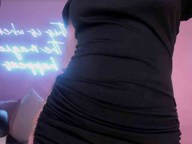 CarolineEvans webcam