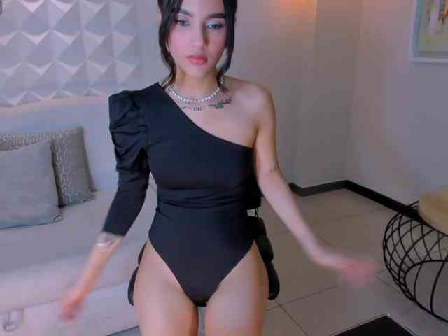 CarolineEvans webcam