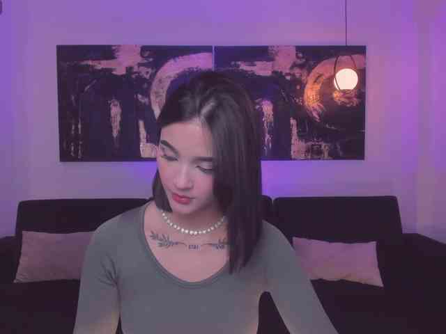 CarolineEvans webcam