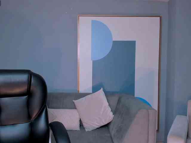 CarolineEvans webcam