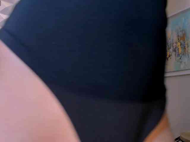 CarolineEvans webcam