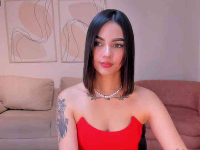 CarolineEvans webcam