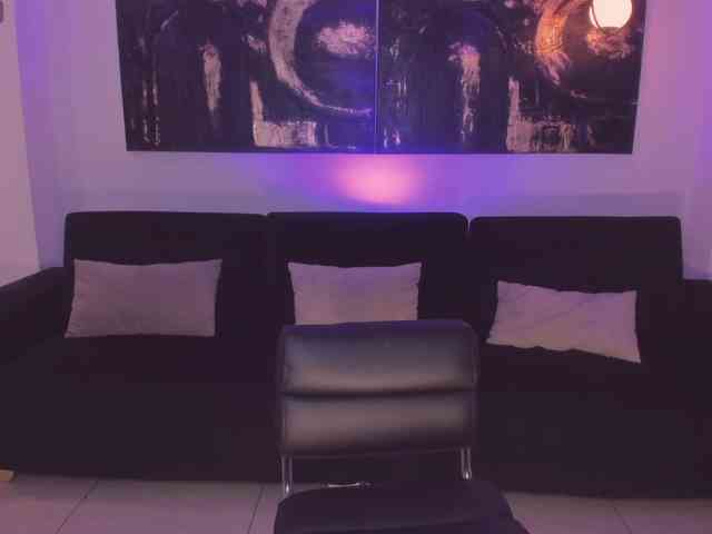 CarolineEvans webcam