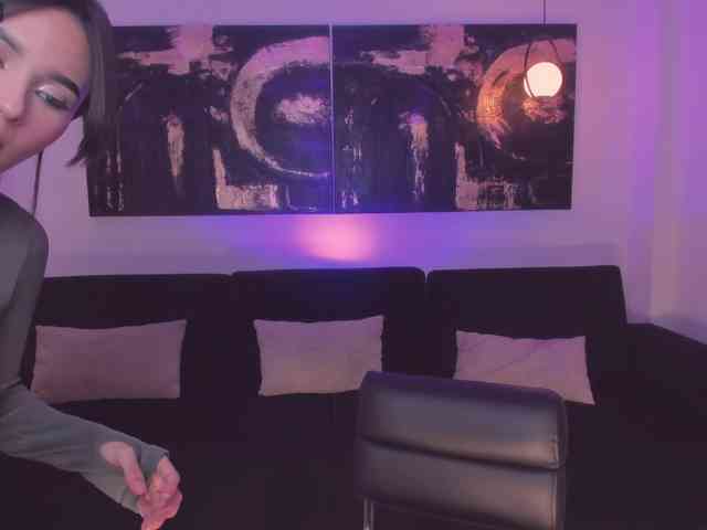 CarolineEvans webcam