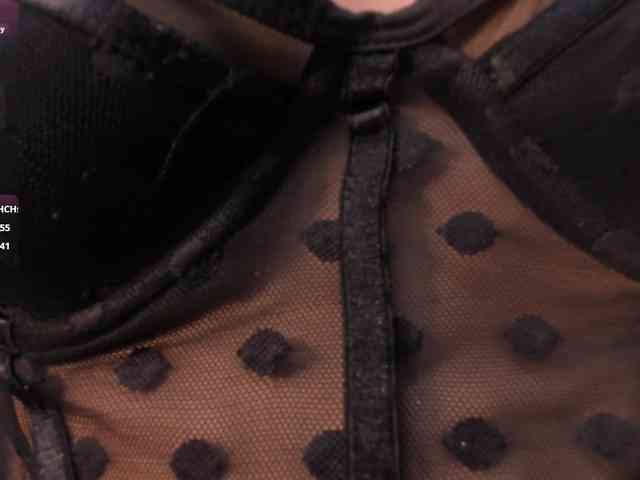 CarolineEvans webcam