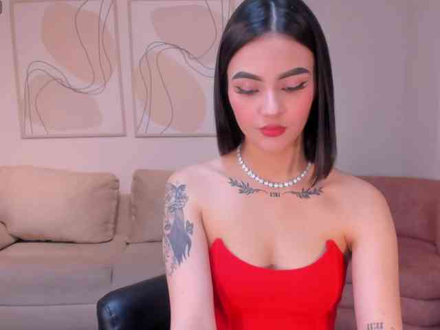 CarolineEvans webcam