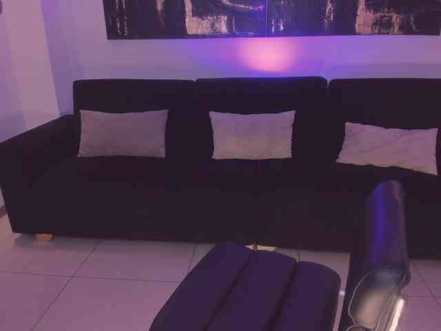 CarolineEvans webcam