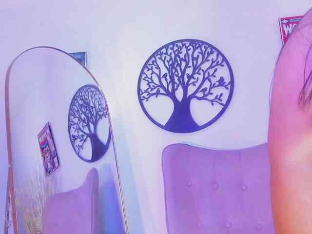 Mikaela-Joness webcam