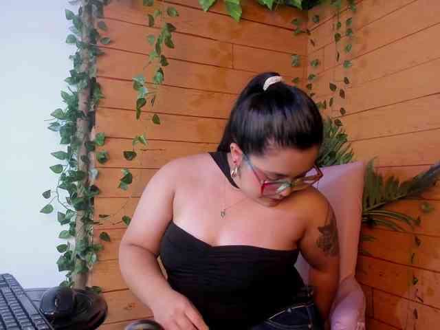 Mikaela-Joness webcam