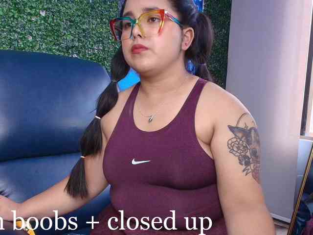 Mikaela-Joness webcam