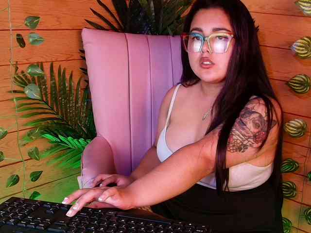 Mikaela-Joness webcam