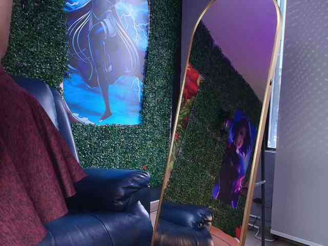 Mikaela-Joness webcam