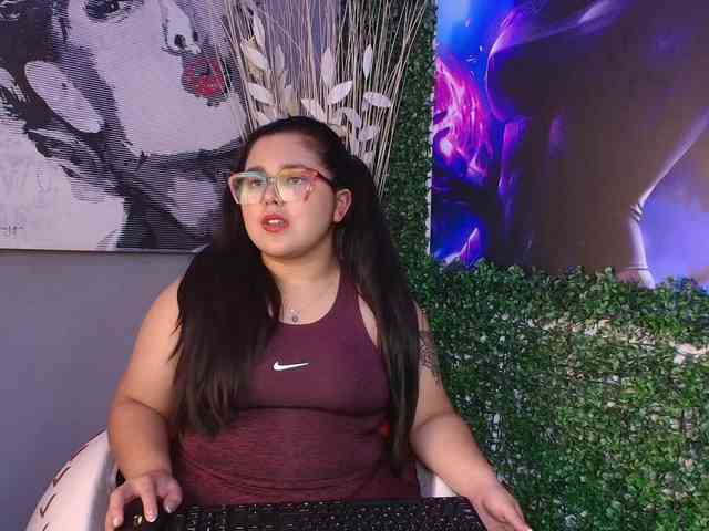 Mikaela-Joness webcam