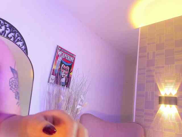 Mikaela-Joness webcam